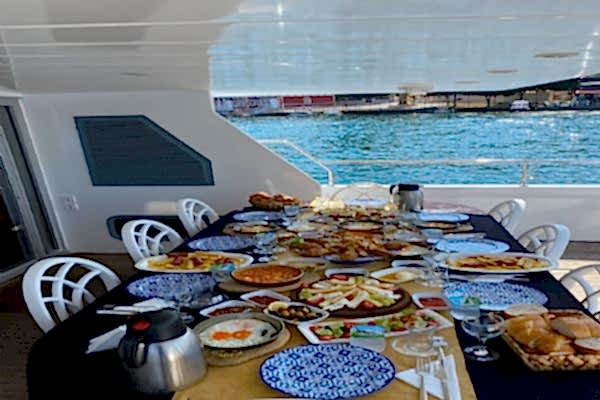 Teknede Kahvaltı Turu.